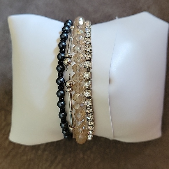 Set of Four Stretch Cuff Bracelets - Picture 3 of 6